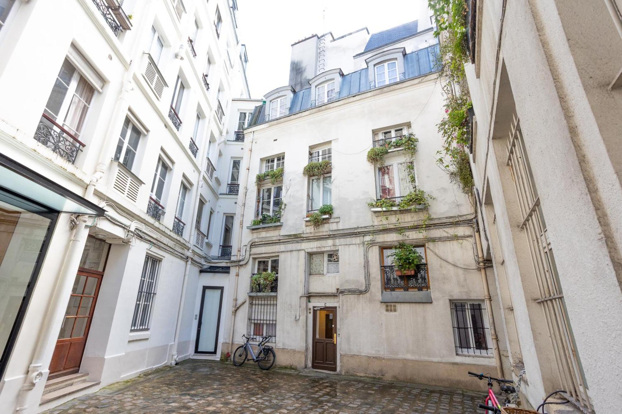 Studio Cosy Romantique En Plein Coeur De Paris Apartment Екстериор снимка